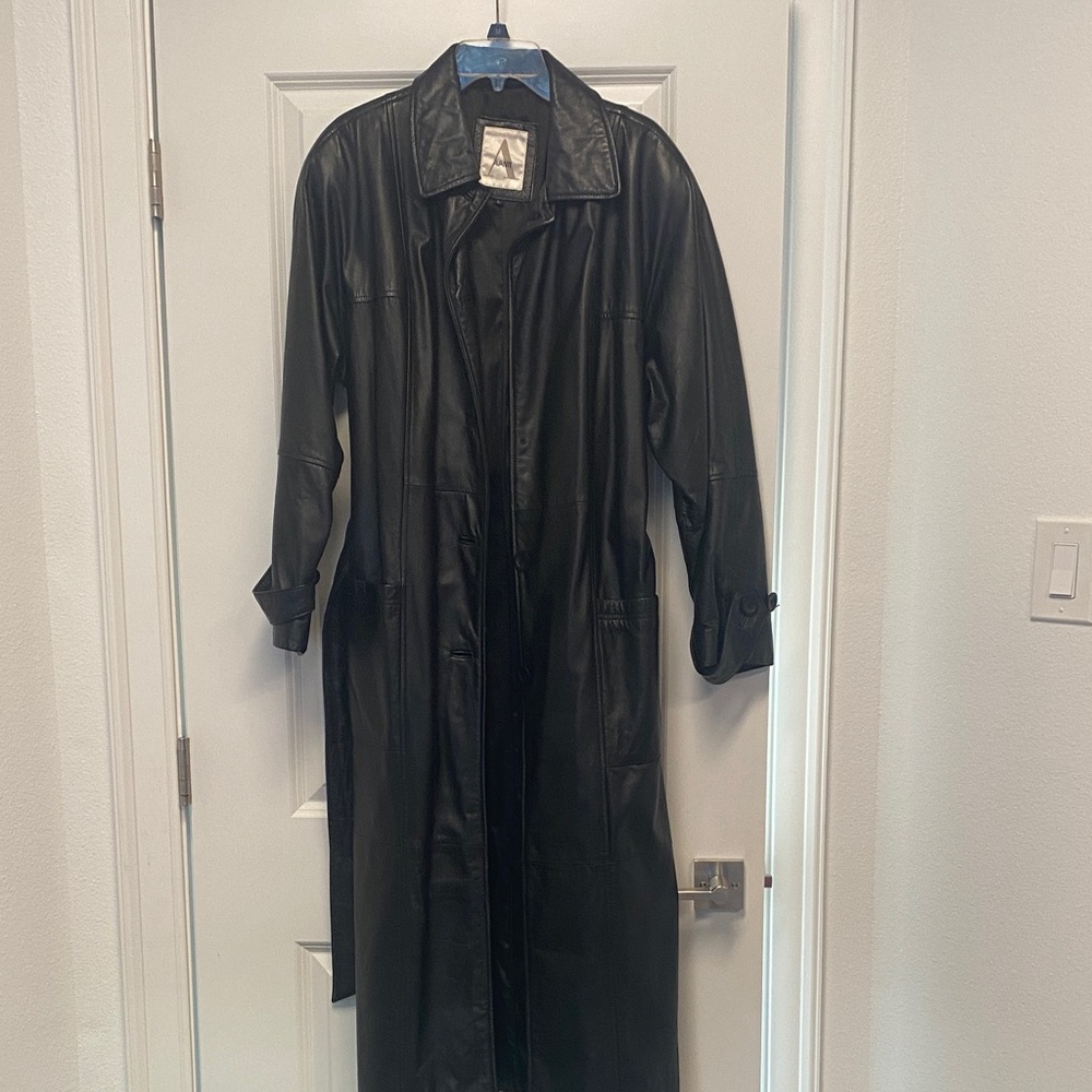 Avanti Midnight Black Leather Trench Coat